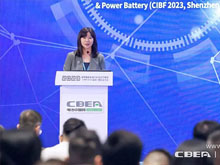 動力電池應用分會張雨：十年時間，中國鋰電產(chǎn)業(yè)產(chǎn)值從不足百億，已突破萬億元