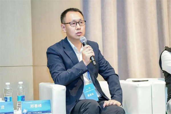 “Li+學(xué)社”高端對話：警惕全球化機遇下，鋰電企業(yè)的出海挑戰(zhàn)和技術(shù)迭代風險