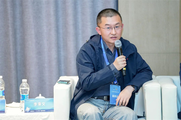 “Li+學(xué)社”高端對話：警惕全球化機遇下，鋰電企業(yè)的出海挑戰(zhàn)和技術(shù)迭代風險