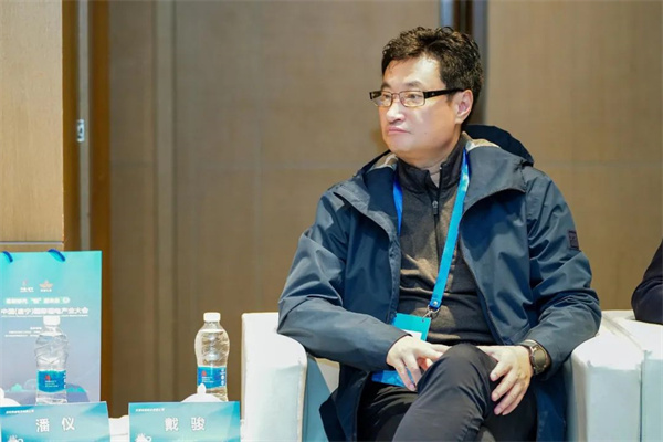 “Li+學(xué)社”高端對話：警惕全球化機遇下，鋰電企業(yè)的出海挑戰(zhàn)和技術(shù)迭代風險