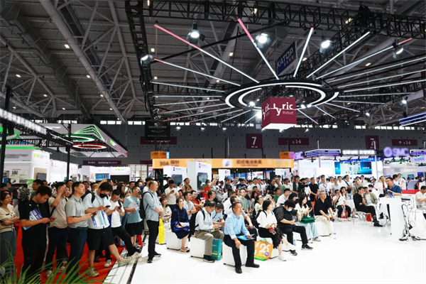 智驅未來 賦能全球丨利元亨閃耀深圳CIBF2025！
